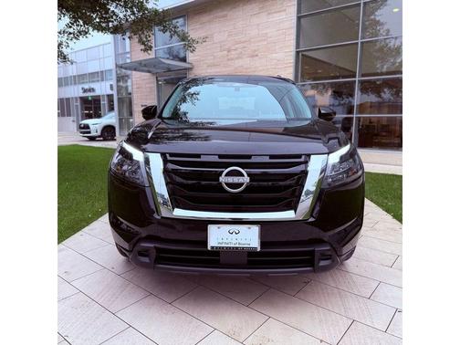 Super Black 2025 Nissan Pathfinder SV