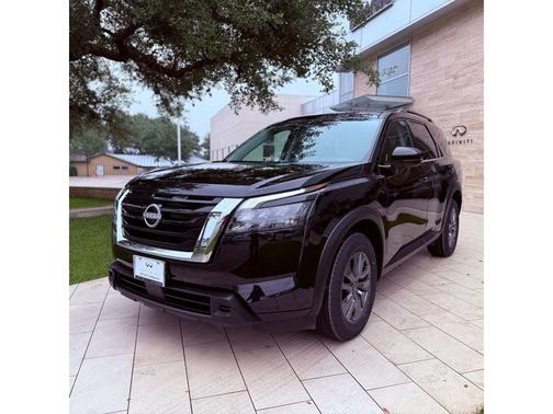 Super Black 2025 Nissan Pathfinder SV