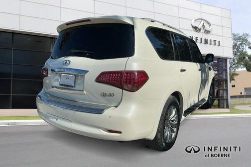 2016 INFINITI QX80 Base