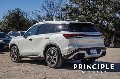 2025 INFINITI QX60 Luxe