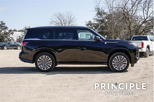 2025 INFINITI QX80 SENSORY