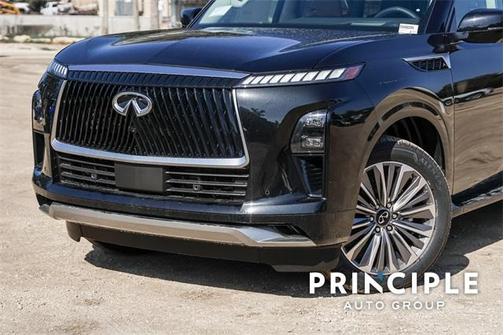 2025 INFINITI QX80 SENSORY