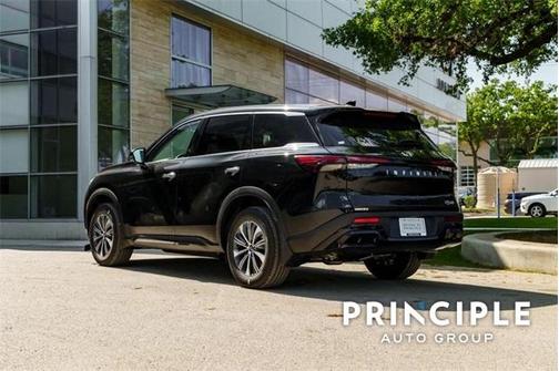 2025 INFINITI QX60 Pure