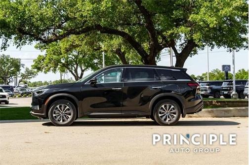 2025 INFINITI QX60 Pure