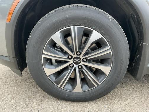 2024 INFINITI QX60 Pure