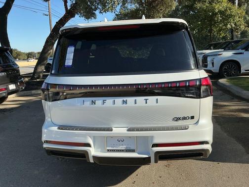 Radiant White 2026 INFINITI QX80 AUTOGRAPH