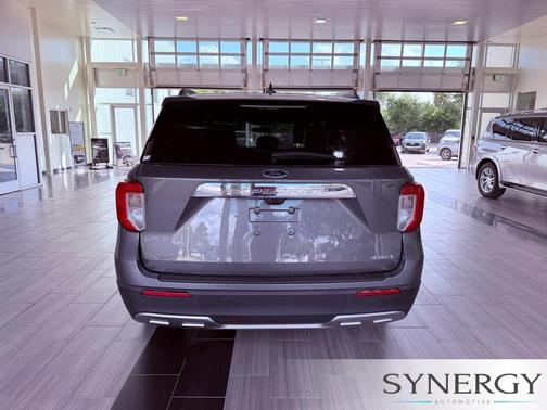 Carbonized Gray Metallic 2023 Ford Explorer XLT