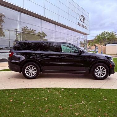 DB Black Crystal Clearcoat 2026 Dodge Durango GT