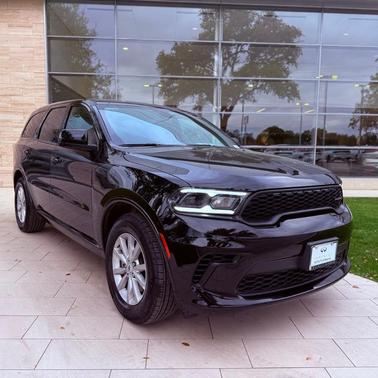DB Black Crystal Clearcoat 2026 Dodge Durango GT
