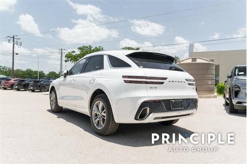 2022 Genesis GV70 2.5T