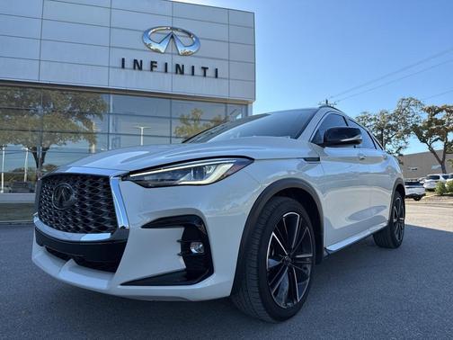 2023 INFINITI QX55 LUXE