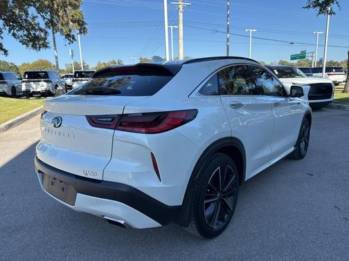 2023 INFINITI QX55 LUXE