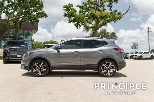 2022 Nissan Rogue Sport SL