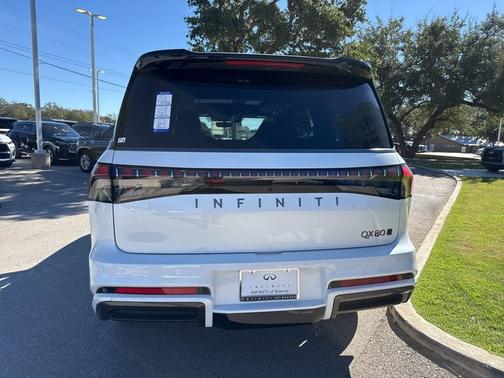 2026 INFINITI QX80 AUTOGRAPH