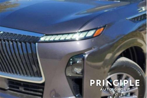 2025 INFINITI QX80 PURE