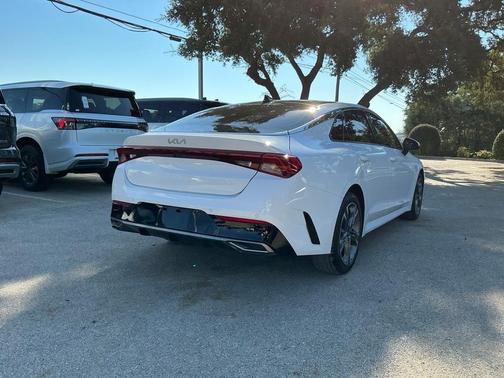 2024 Kia K5 EX