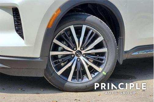 2025 INFINITI QX60 SENSORY