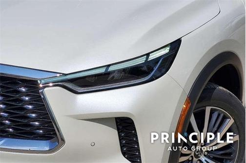 2025 INFINITI QX60 SENSORY