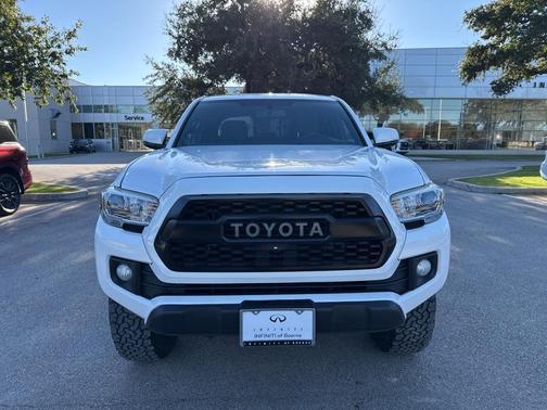 2016 Toyota Tacoma SR