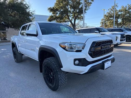 2016 Toyota Tacoma SR