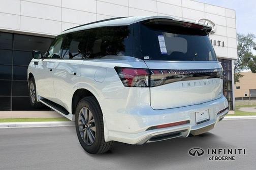 2026 INFINITI QX80 PURE