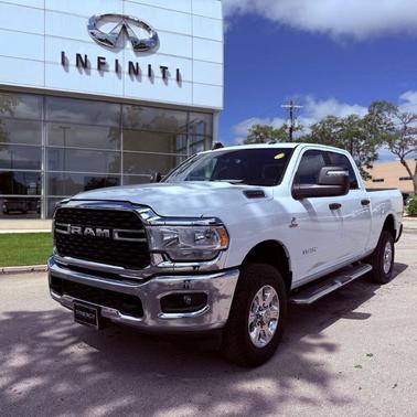 Bright White Clearcoat 2024 RAM 2500 Big Horn