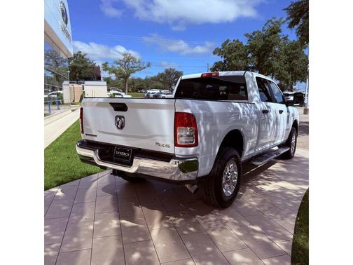 Bright White Clearcoat 2024 RAM 2500 Big Horn