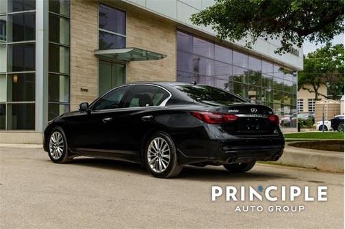 2022 INFINITI Q50 LUXE