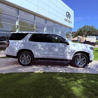 Iridescent Pearl Tricoat 2021 Chevrolet Tahoe High Country