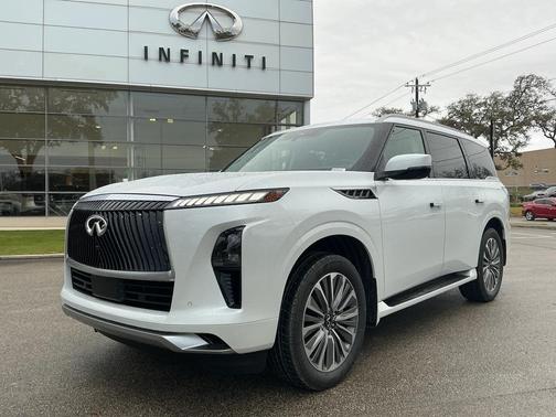 2026 INFINITI QX80 Luxe
