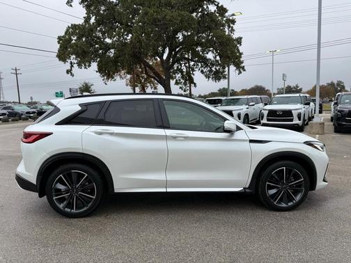 2024 INFINITI QX50 SPORT