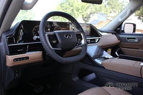 2026 INFINITI QX80 Luxe