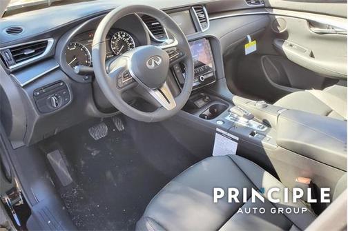 2025 INFINITI QX50 Pure