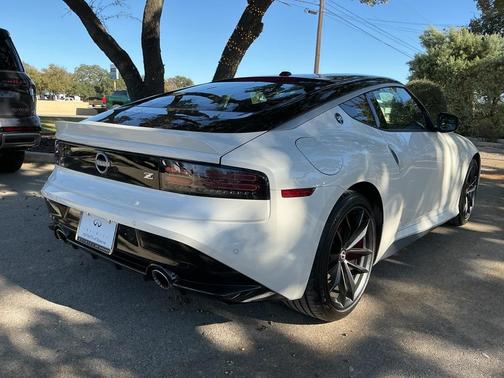 2025 Nissan Z Performance