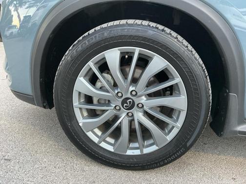 2024 INFINITI QX50 Luxe