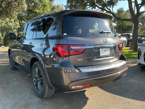 2024 INFINITI QX80 SENSORY