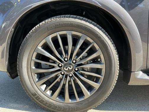 2024 INFINITI QX80 SENSORY