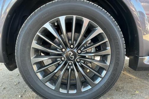 2024 INFINITI QX80 SENSORY