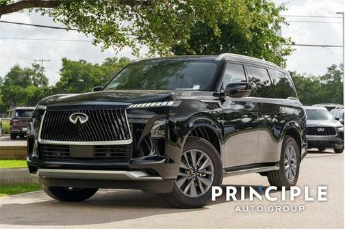 2025 INFINITI QX80 PURE
