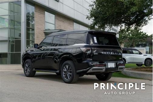 2025 INFINITI QX80 PURE