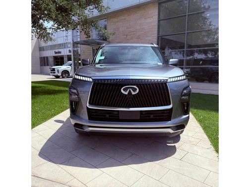 Dynamic Metal 2026 INFINITI QX80 Luxe
