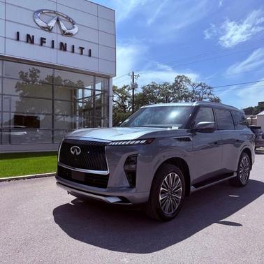 Dynamic Metal 2026 INFINITI QX80 Luxe