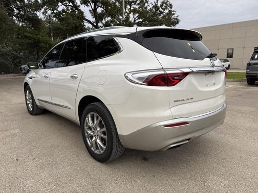 2022 Buick Enclave Premium