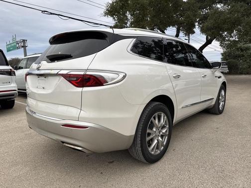 2022 Buick Enclave Premium