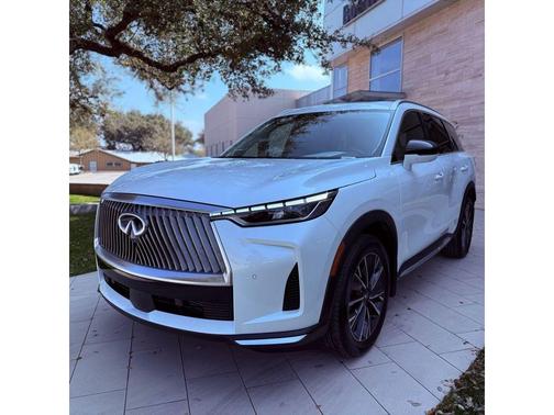 Radiant White 2026 INFINITI QX60 Luxe