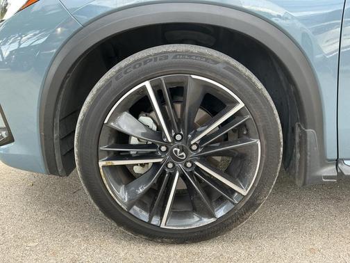 2022 INFINITI QX55 LUXE