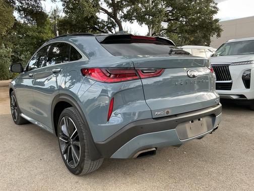 2022 INFINITI QX55 LUXE