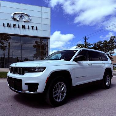 Bright White Clearcoat 2023 Jeep Grand Cherokee L Laredo