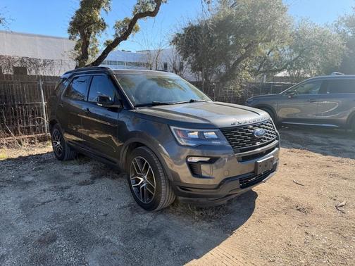 2018 Ford Explorer sport