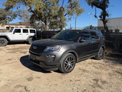 2018 Ford Explorer sport
